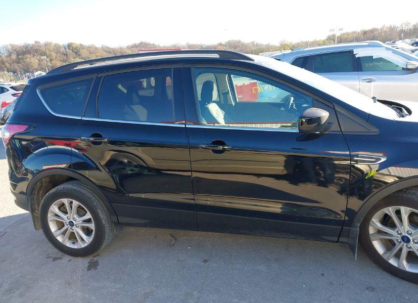 Photo 13 of 2017 Ford Escape SE (VIN 1FMCU0GD8HUE66897)