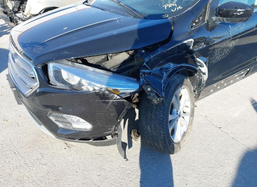 Photo 6 of 2017 Ford Escape SE (VIN 1FMCU0GD8HUE66897)