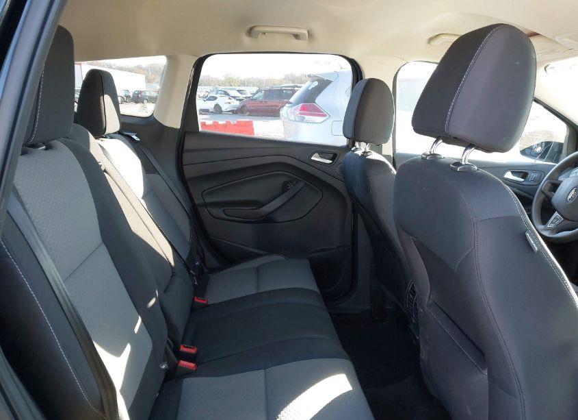 Photo 8 of 2017 Ford Escape SE (VIN 1FMCU0GD8HUE66897)