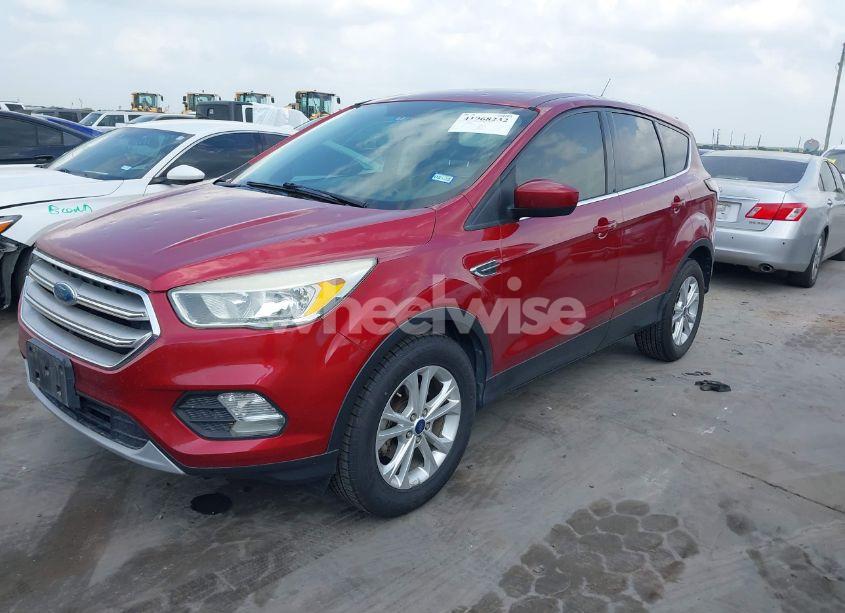 Photo 2 of 2017 Ford Escape SE (VIN 1FMCU0GD8HUE72005)