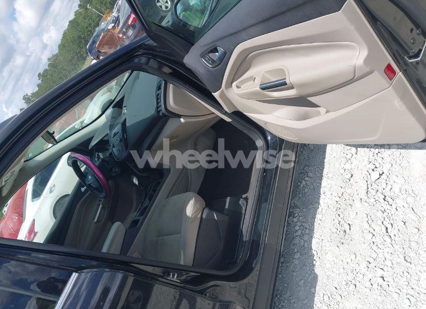 Photo 5 of 2018 Ford Escape SE (VIN 1FMCU0GD8JUB45769)