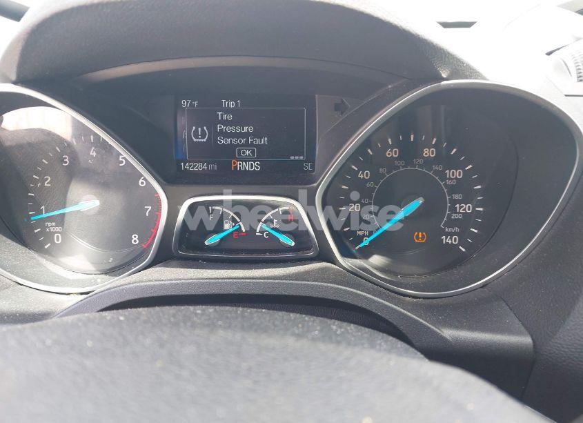 Photo 7 of 2018 Ford Escape SE (VIN 1FMCU0GD8JUB45769)