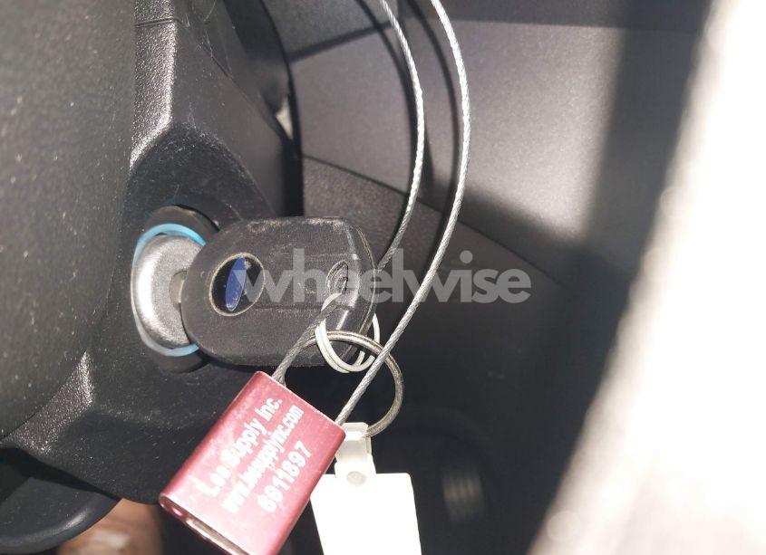 Photo 11 of 2018 Ford Escape SE (VIN 1FMCU0GD8JUB96687)