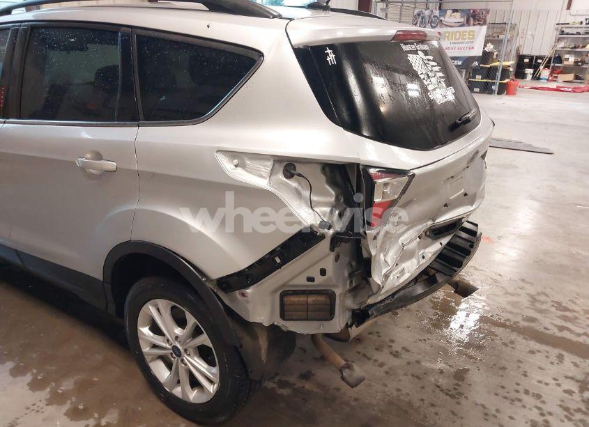 Photo 19 of 2018 Ford Escape SE (VIN 1FMCU0GD8JUB96687)