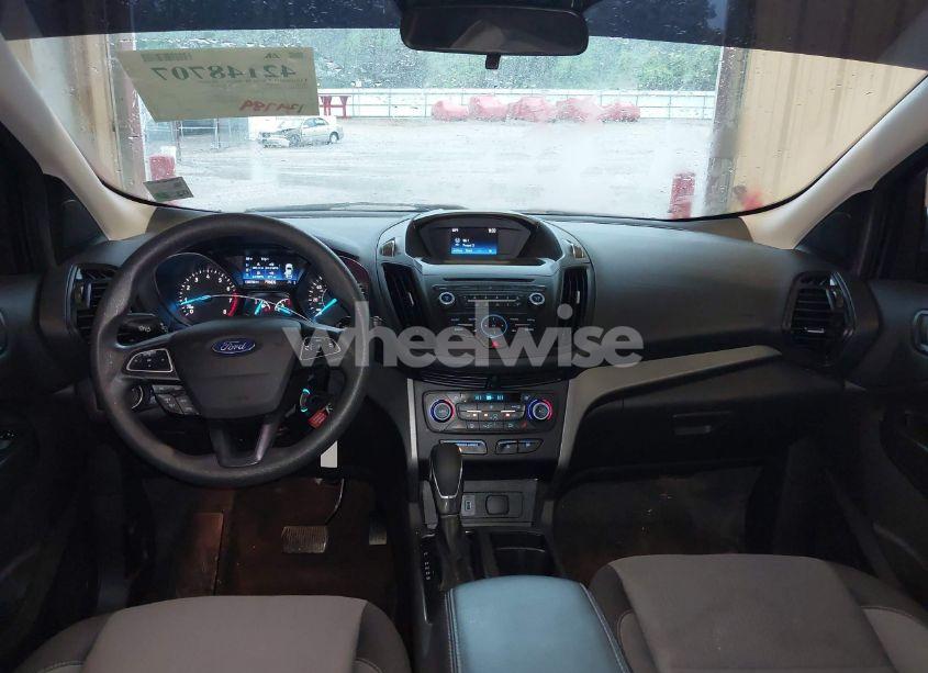 Photo 22 of 2018 Ford Escape SE (VIN 1FMCU0GD8JUB96687)