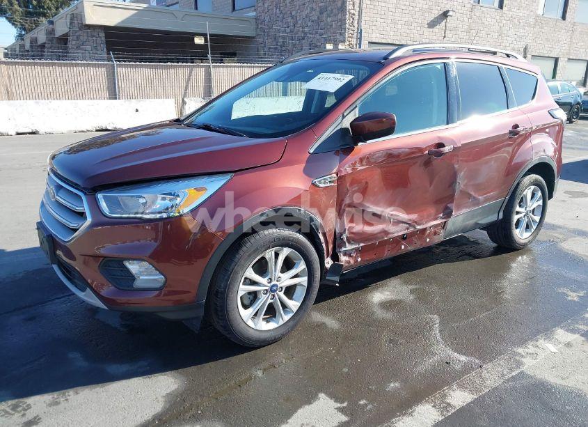 Photo 2 of 2018 Ford Escape SE (VIN 1FMCU0GD8JUC09647)