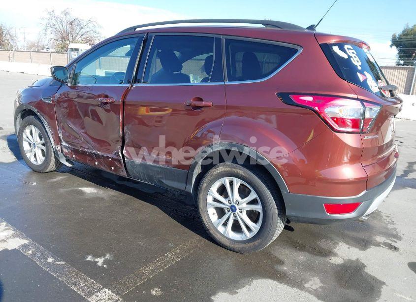 Photo 3 of 2018 Ford Escape SE (VIN 1FMCU0GD8JUC09647)