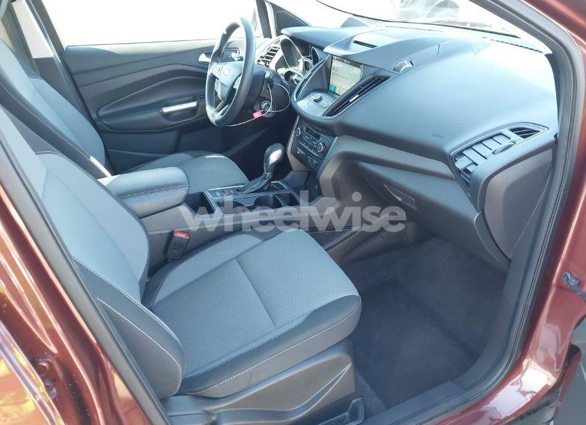 Photo 5 of 2018 Ford Escape SE (VIN 1FMCU0GD8JUC09647)