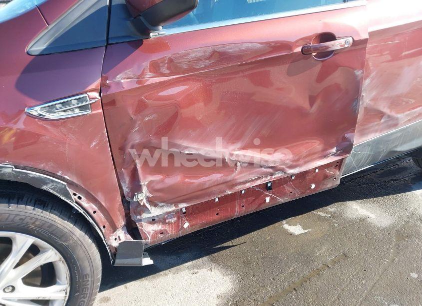 Photo 6 of 2018 Ford Escape SE (VIN 1FMCU0GD8JUC09647)