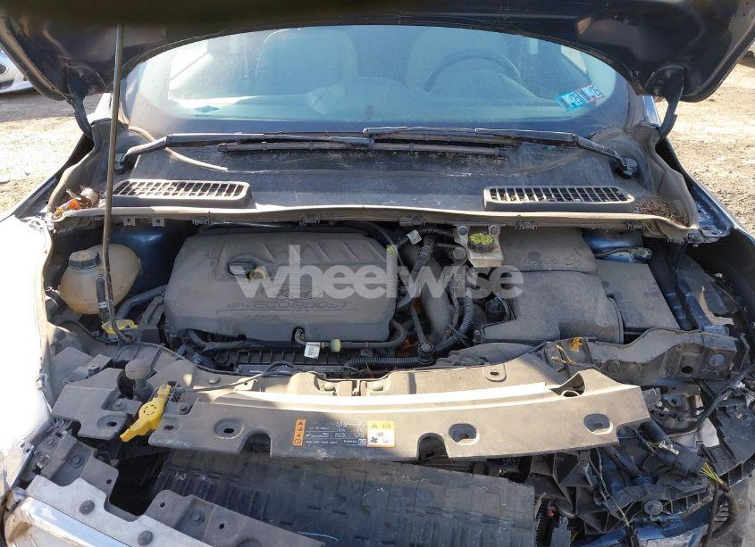 Photo 10 of 2018 Ford Escape SE (VIN 1FMCU0GD8JUC17179)