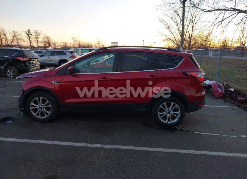 Photo 14 of 2018 Ford Escape SE (VIN 1FMCU0GD8JUC45273)