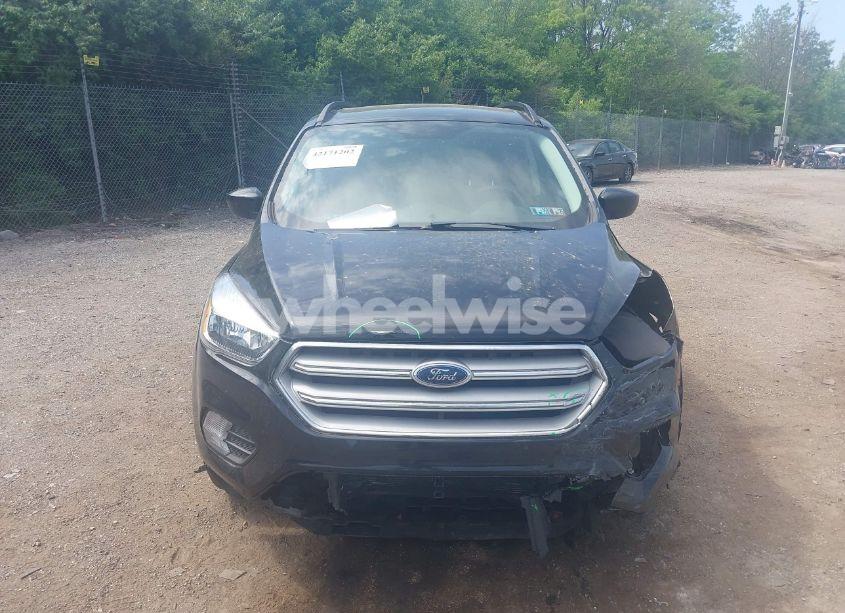 Photo 13 of 2018 Ford Escape SE (VIN 1FMCU0GD8JUD05911)