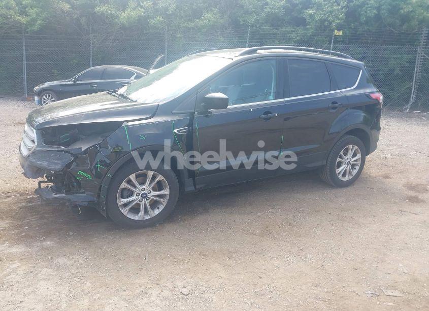 Photo 2 of 2018 Ford Escape SE (VIN 1FMCU0GD8JUD05911)