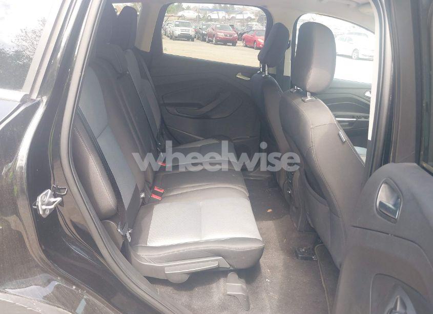 Photo 8 of 2018 Ford Escape SE (VIN 1FMCU0GD8JUD05911)