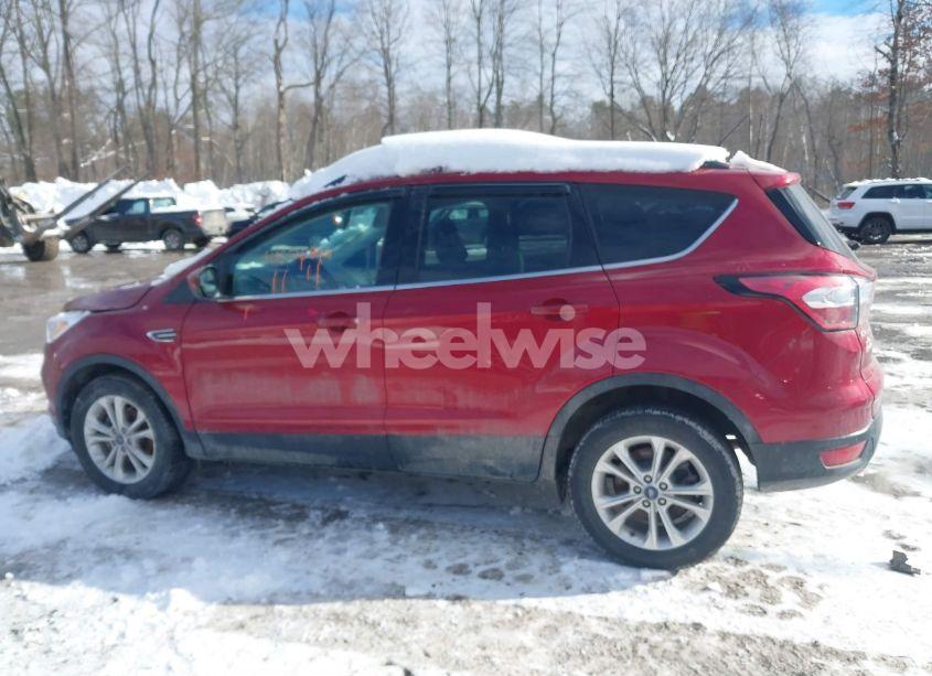 Photo 14 of 2018 Ford Escape SE (VIN 1FMCU0GD8JUD13815)