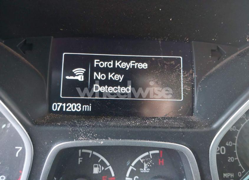 Photo 15 of 2019 Ford Escape SE (VIN 1FMCU0GD8KUA75238)