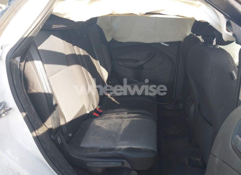 Photo 8 of 2019 Ford Escape SE (VIN 1FMCU0GD8KUA75238)