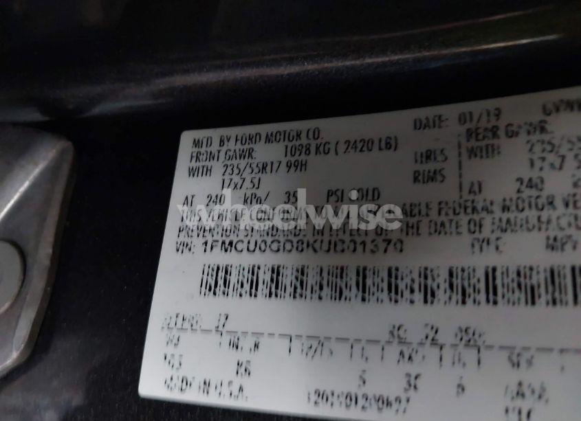 Photo 9 of 2019 Ford Escape SE (VIN 1FMCU0GD8KUB01370)