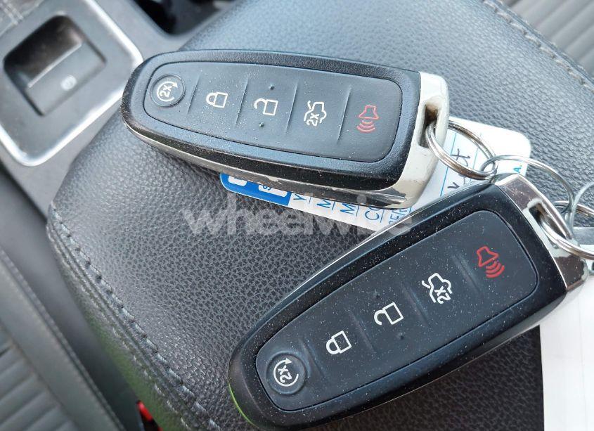 Photo 11 of 2019 Ford Escape SE (VIN 1FMCU0GD8KUB06746)