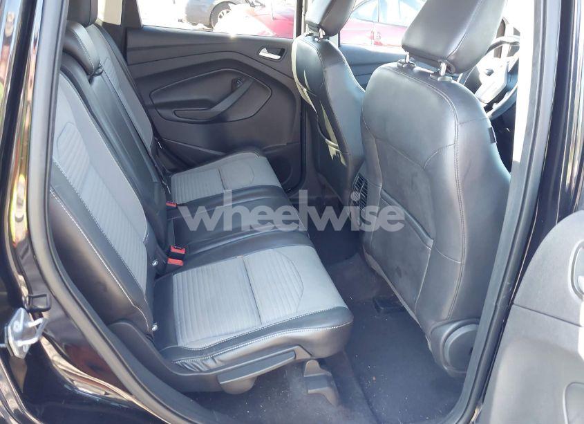 Photo 8 of 2019 Ford Escape SE (VIN 1FMCU0GD8KUB06746)