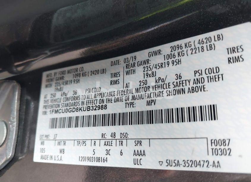 Photo 9 of 2019 Ford Escape SE (VIN 1FMCU0GD8KUB32988)