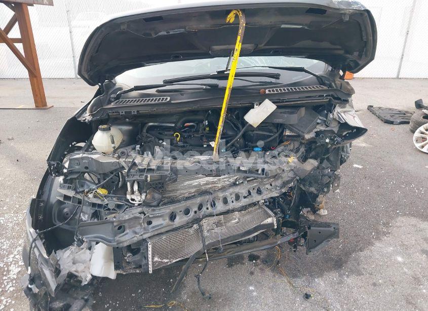 Photo 10 of 2019 Ford Escape SE (VIN 1FMCU0GD8KUC35554)