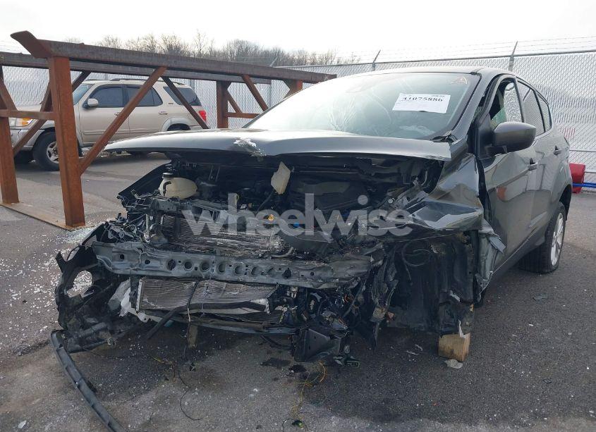 Photo 6 of 2019 Ford Escape SE (VIN 1FMCU0GD8KUC35554)