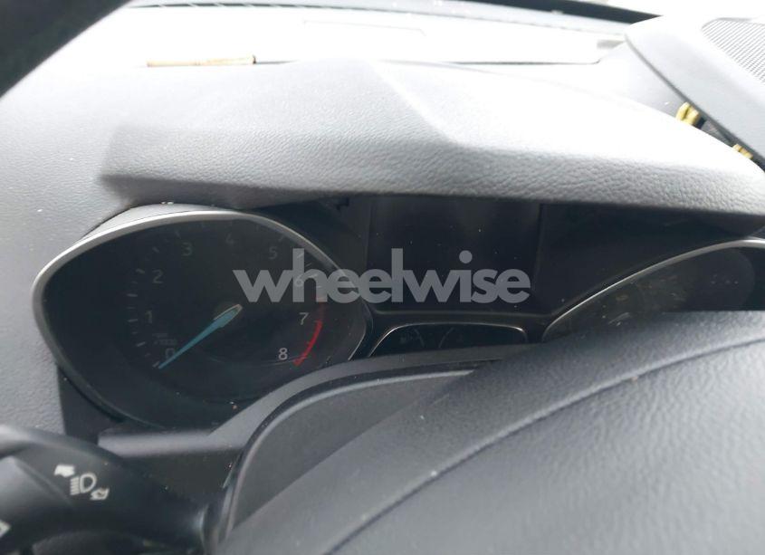 Photo 7 of 2019 Ford Escape SE (VIN 1FMCU0GD8KUC35554)