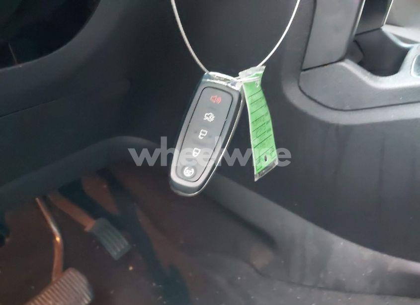 Photo 11 of 2019 Ford Escape SE (VIN 1FMCU0GD8KUC46361)