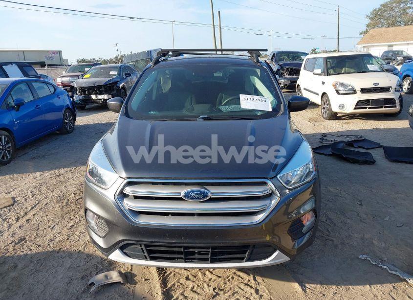 Photo 12 of 2019 Ford Escape SE (VIN 1FMCU0GD8KUC46361)