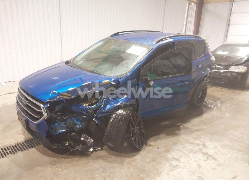 Photo 2 of 2017 Ford Escape SE (VIN 1FMCU0GD9HUA11878)