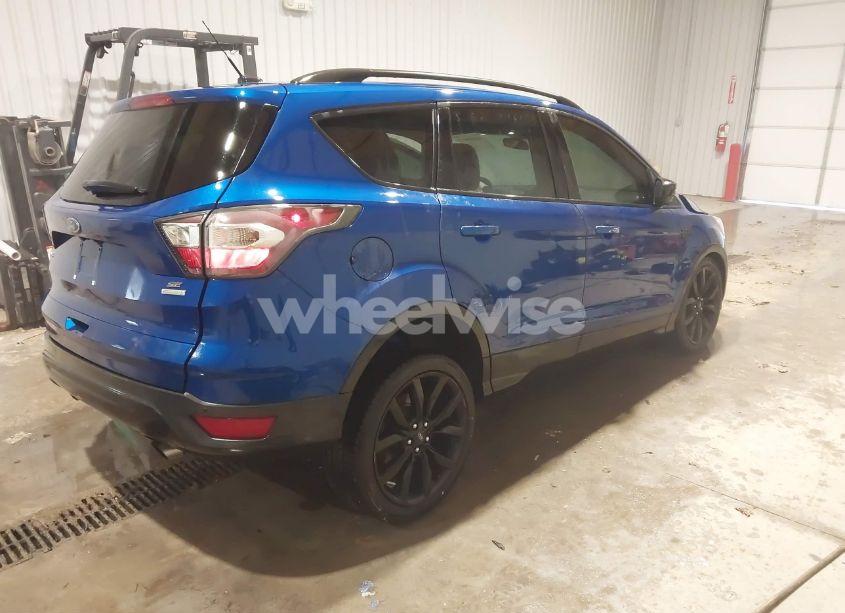 Photo 4 of 2017 Ford Escape SE (VIN 1FMCU0GD9HUA11878)