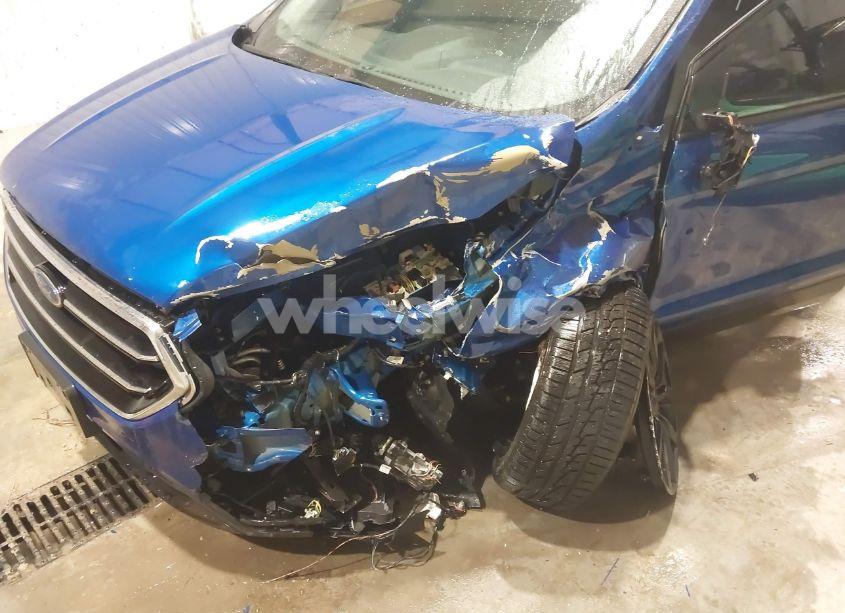 Photo 6 of 2017 Ford Escape SE (VIN 1FMCU0GD9HUA11878)