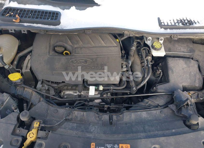 Photo 10 of 2017 Ford Escape SE (VIN 1FMCU0GD9HUA16370)