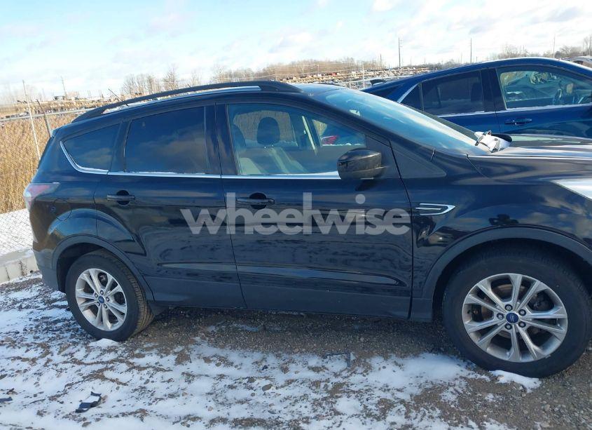 Photo 13 of 2017 Ford Escape SE (VIN 1FMCU0GD9HUA16370)