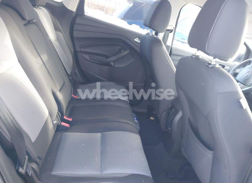 Photo 8 of 2017 Ford Escape SE (VIN 1FMCU0GD9HUA16370)