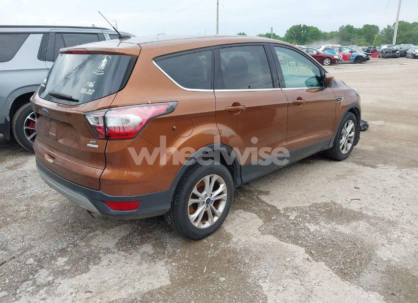 Photo 4 of 2017 Ford Escape SE (VIN 1FMCU0GD9HUA53712)