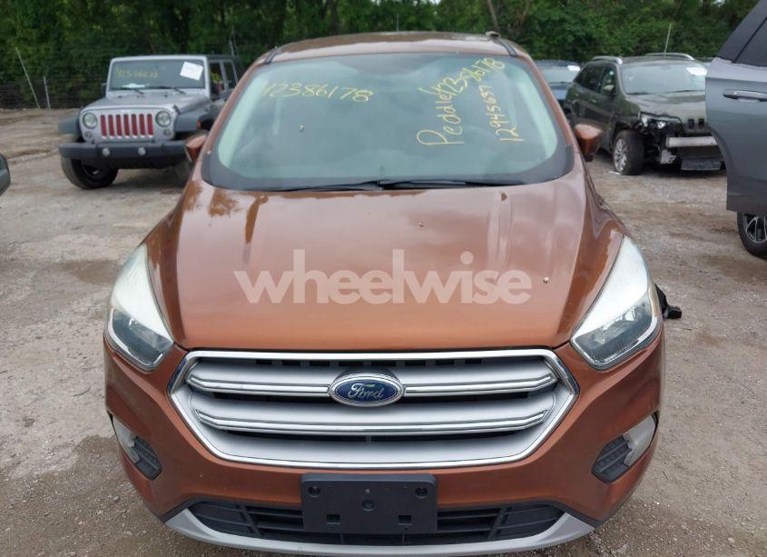 Photo 6 of 2017 Ford Escape SE (VIN 1FMCU0GD9HUA53712)