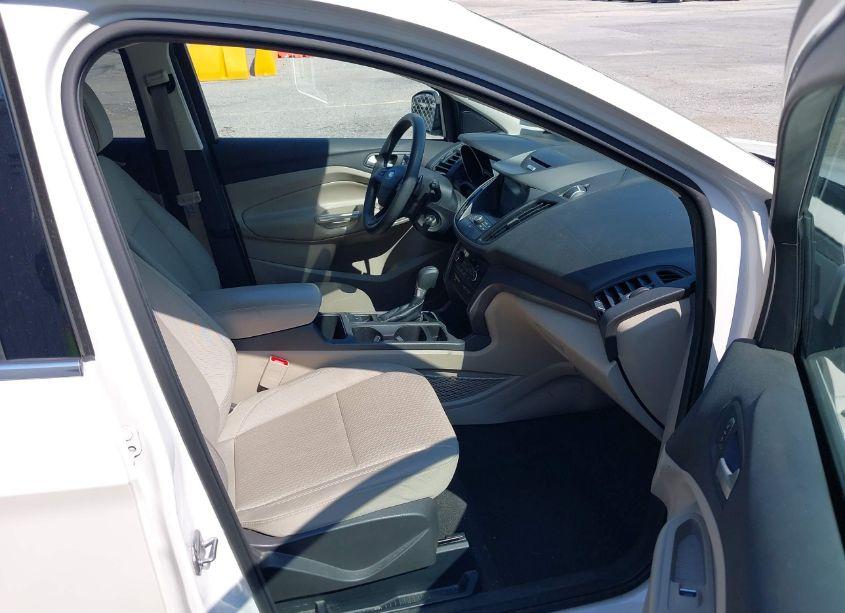 Photo 5 of 2017 Ford Escape SE (VIN 1FMCU0GD9HUB23841)