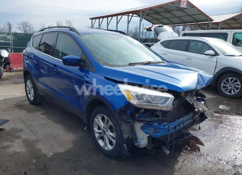 2017 Ford Escape SE (VIN 1FMCU0GD9HUB28182) main photo