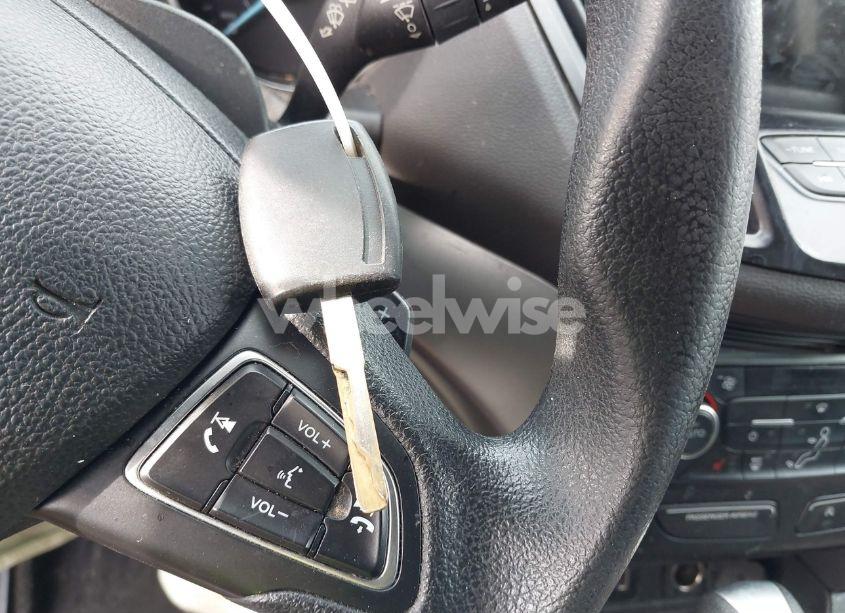 Photo 11 of 2017 Ford Escape SE (VIN 1FMCU0GD9HUB28182)