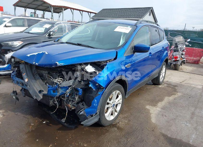 Photo 2 of 2017 Ford Escape SE (VIN 1FMCU0GD9HUB28182)