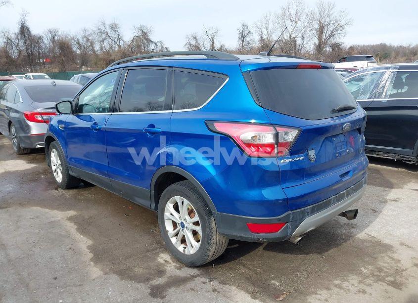 Photo 3 of 2017 Ford Escape SE (VIN 1FMCU0GD9HUB28182)