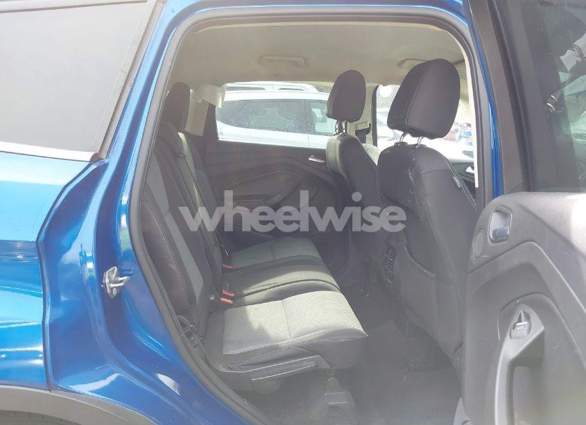 Photo 8 of 2017 Ford Escape SE (VIN 1FMCU0GD9HUB28182)