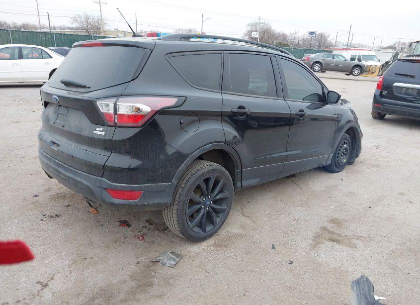 Photo 4 of 2017 Ford Escape SE (VIN 1FMCU0GD9HUB99611)