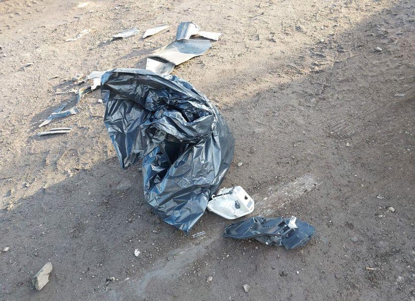 Photo 12 of 2017 Ford Escape SE (VIN 1FMCU0GD9HUC58883)