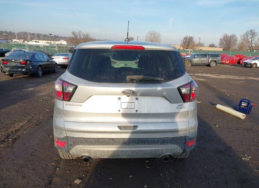 Photo 17 of 2017 Ford Escape SE (VIN 1FMCU0GD9HUC58883)