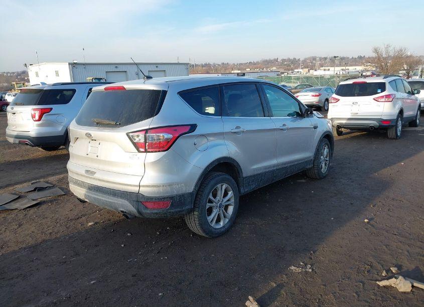 Photo 4 of 2017 Ford Escape SE (VIN 1FMCU0GD9HUC58883)