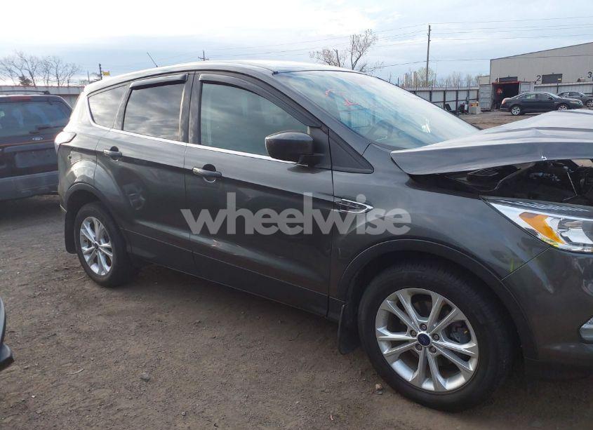 Photo 14 of 2017 Ford Escape SE (VIN 1FMCU0GD9HUD28110)