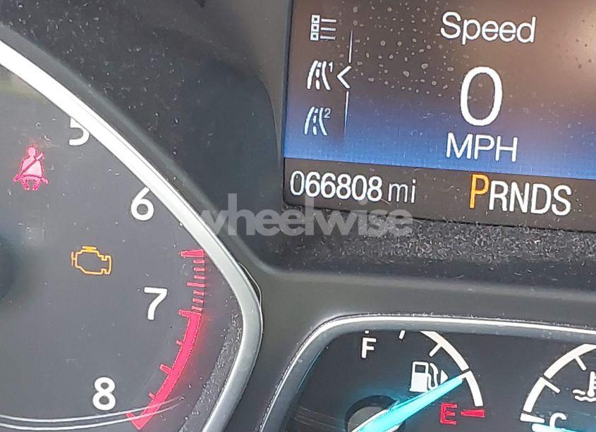 Photo 16 of 2017 Ford Escape SE (VIN 1FMCU0GD9HUD28110)